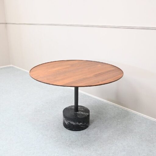 Cassina カッシーナ ダイニングテーブル 194 9 NOVE ノーヴェ 買取